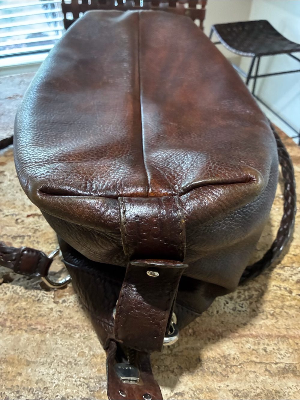 Gucci Authentic Leather Tote 10 1/2“ x 17“ - Picture 2 of 13